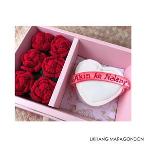 Crochet Roses with Cake